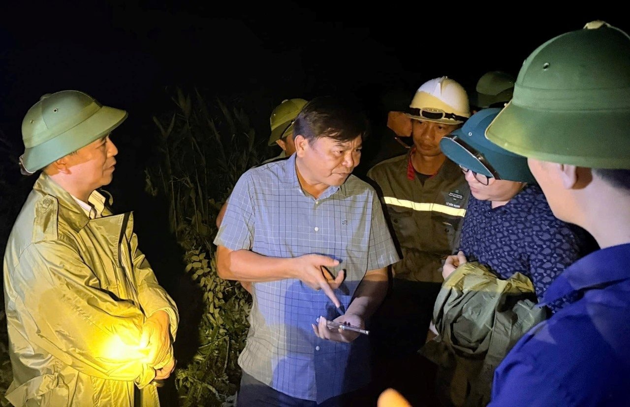 thu-truong-2.jpg