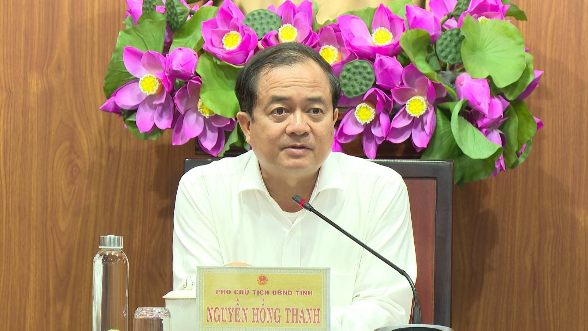 chu-thanh-pb-hoi-cho-mua-thu.jpg