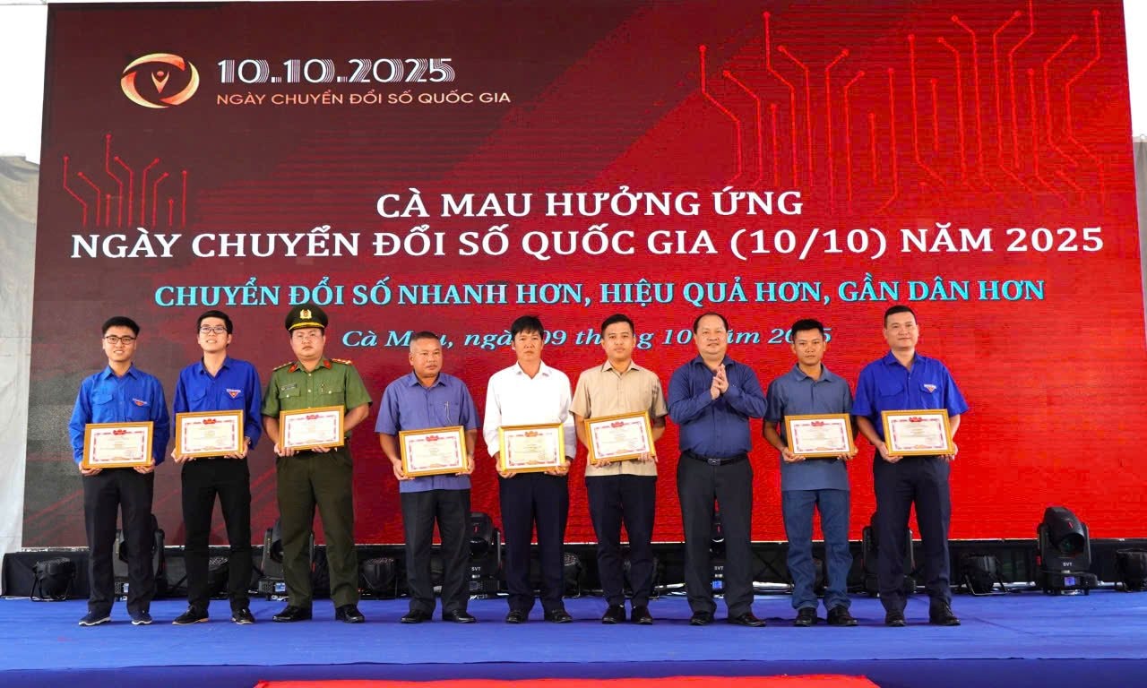 z7097186825903_f341633551579970dcb02e507550064f.jpg