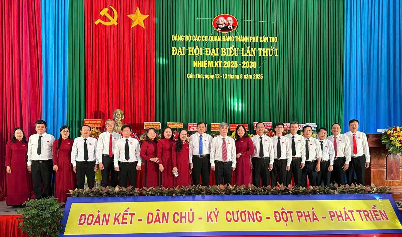 z7115608064303_582399be10626a20d507ea0aa89b4690.jpg