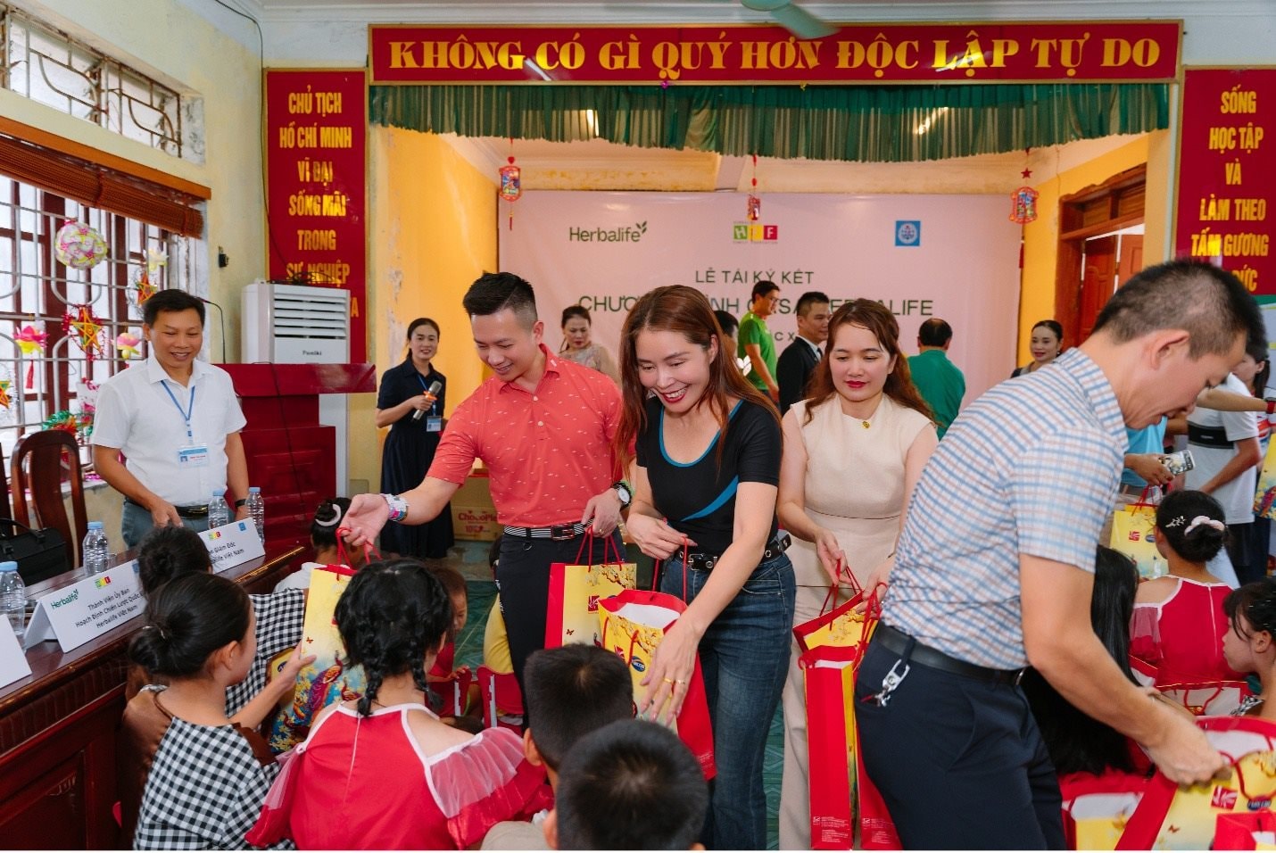 trung-thu.jpg