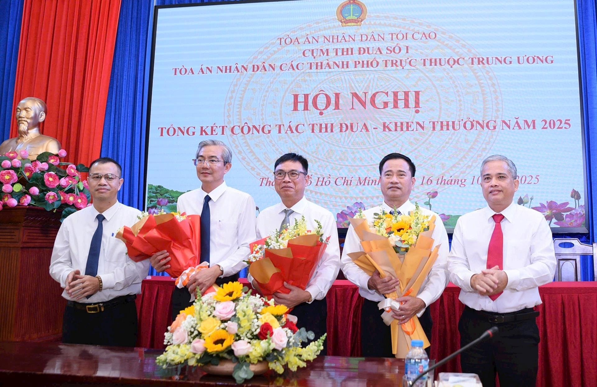 truong-pho-cum-2026(1).jpg