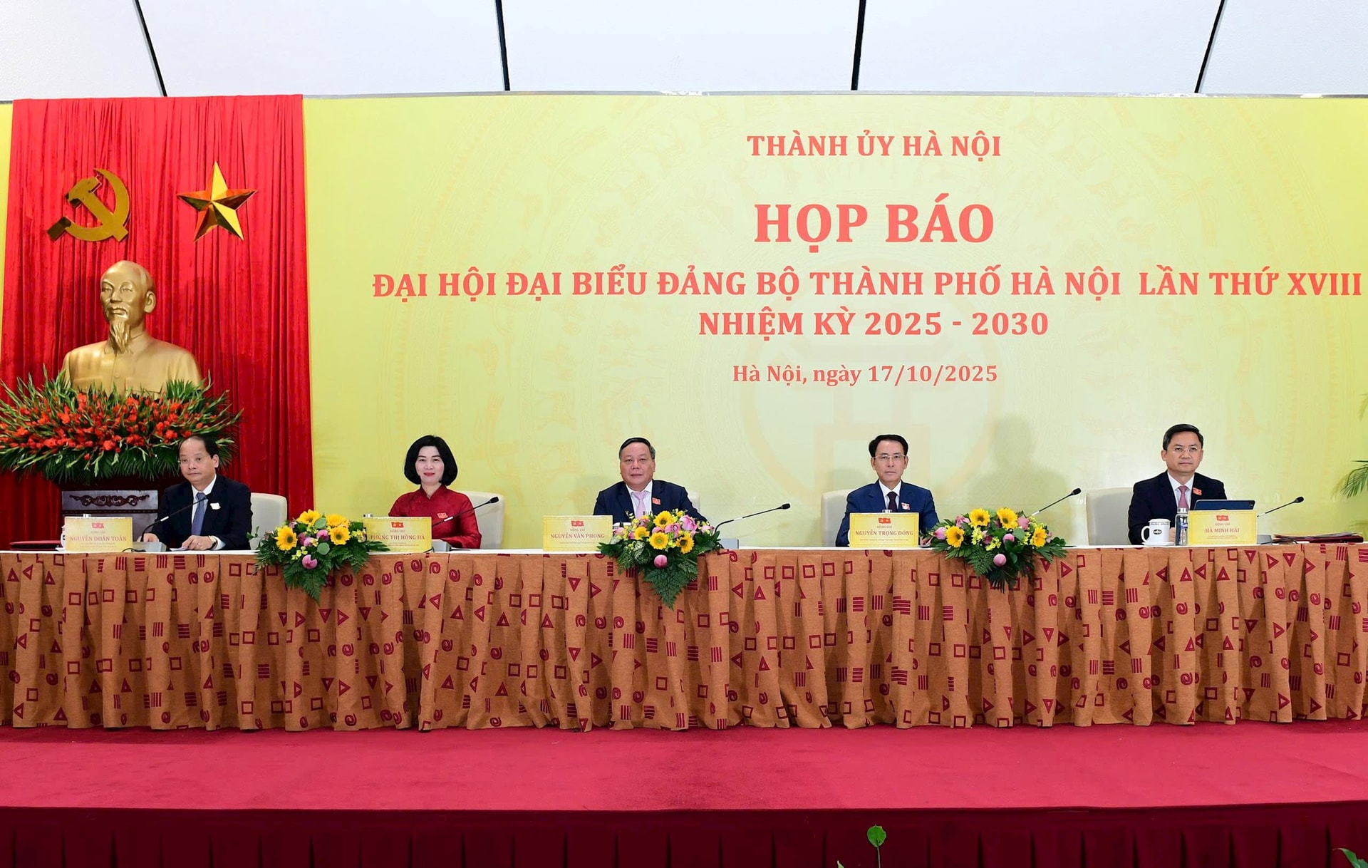 hop-bao1.jpeg