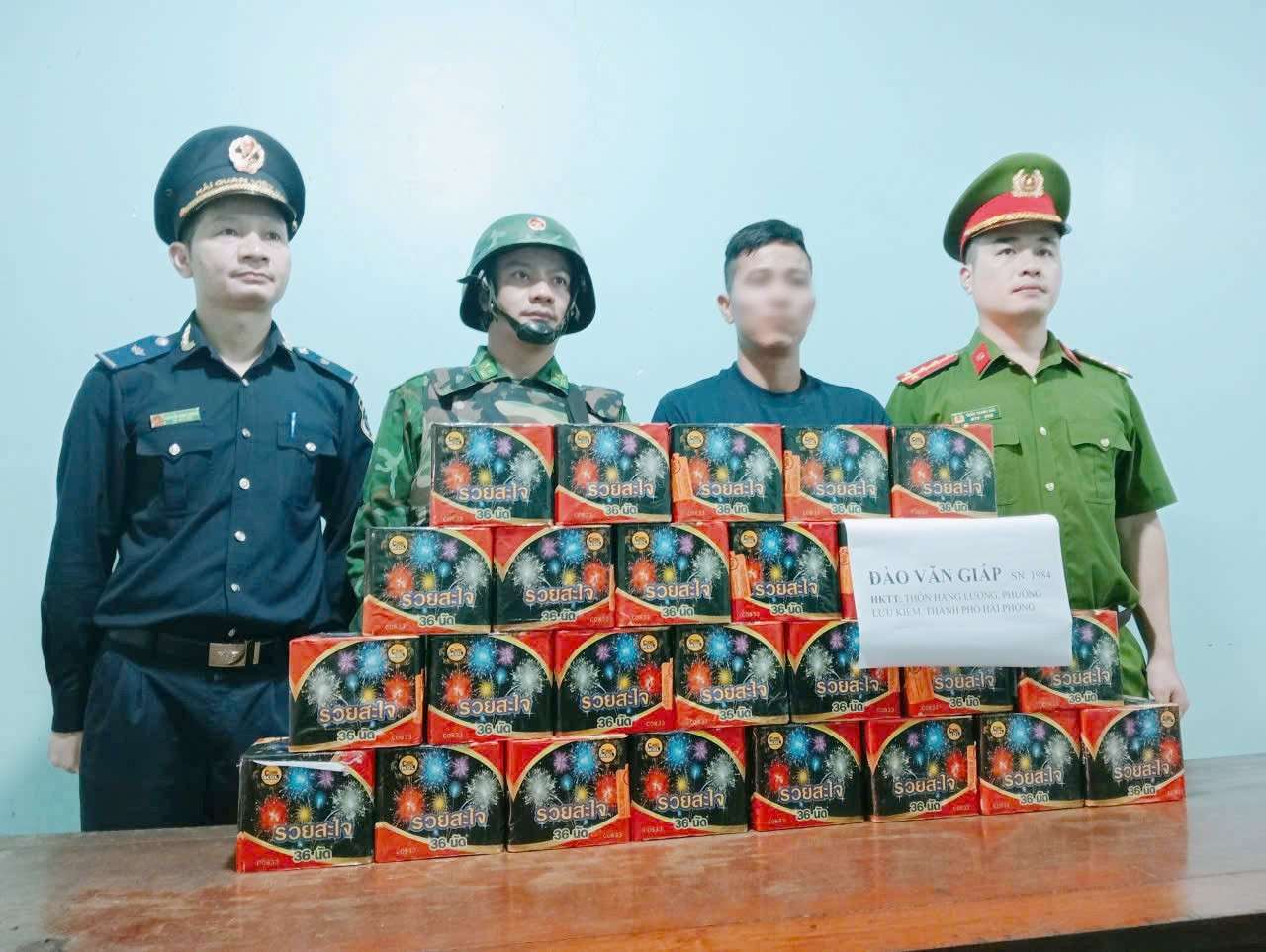 phao_no_1.jpg