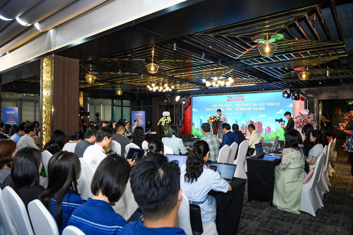 toa-dam-thu-hut-dong-dao-cac-nha-quan-ly-chuyen-gia-uy-tin-dai-dien-doanh-nghiep..png
