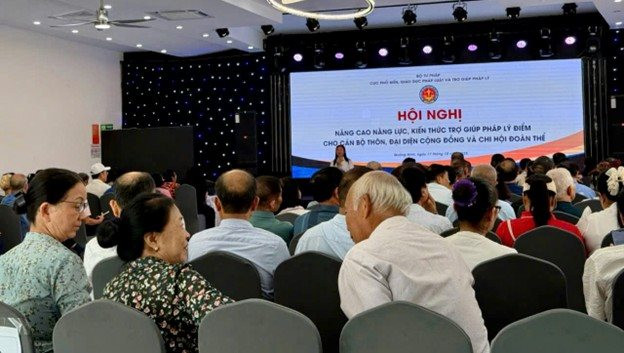 anh1qn1.jpg