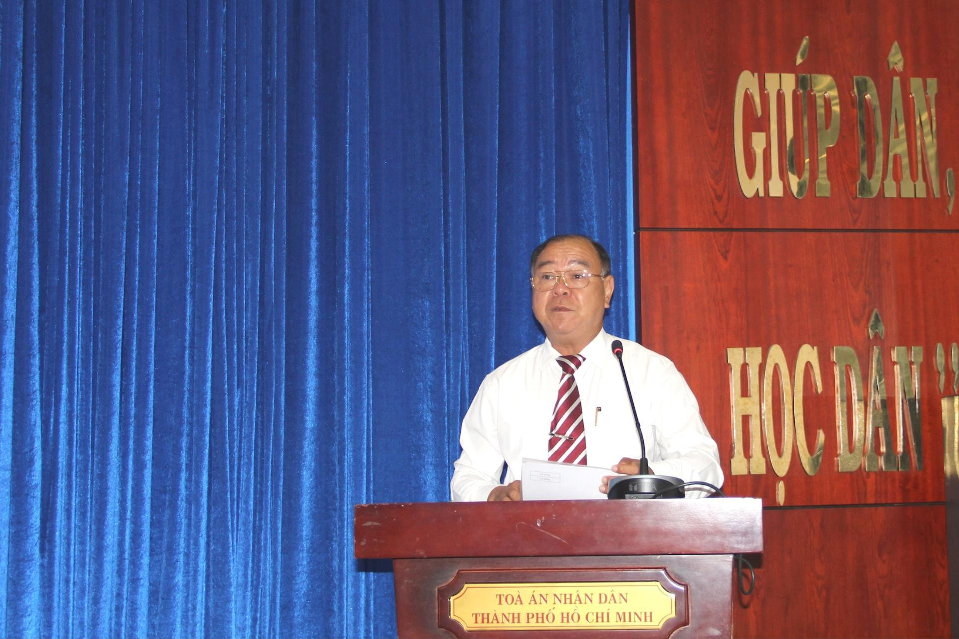 le-hoang-vuong(1).jpg