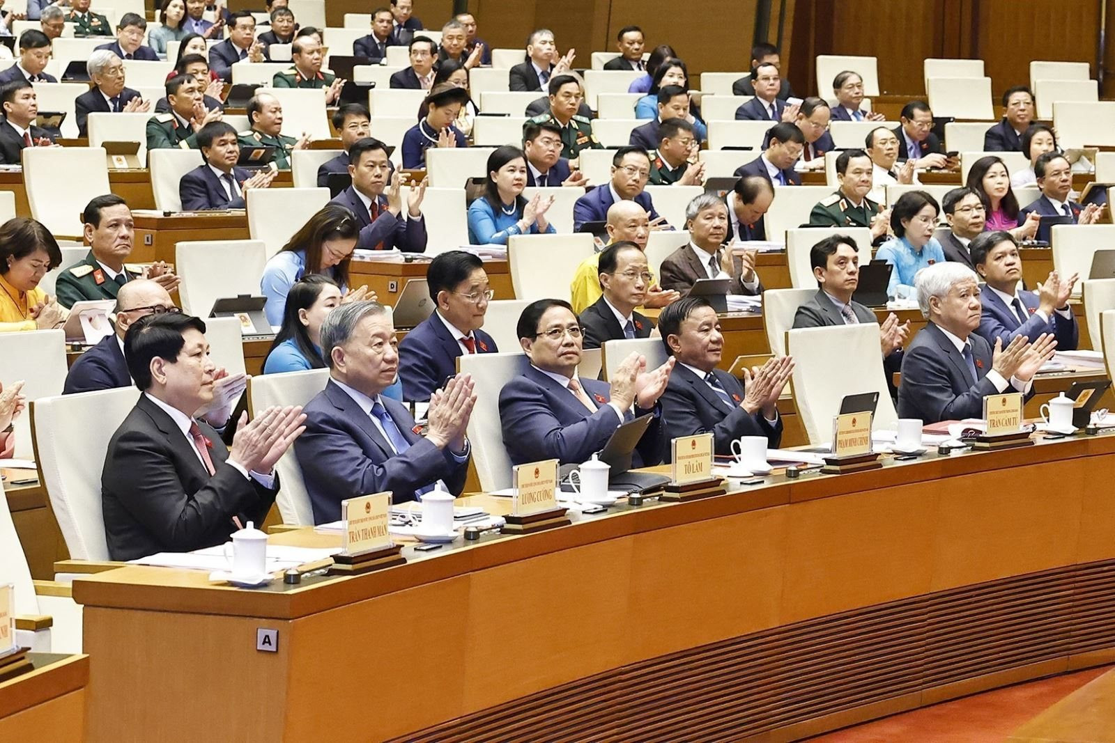 quoc_hoi_ky_10.jpg