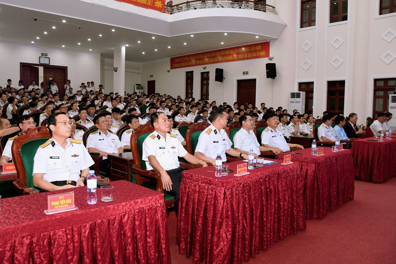 dai-bieu-vung-1.jpg