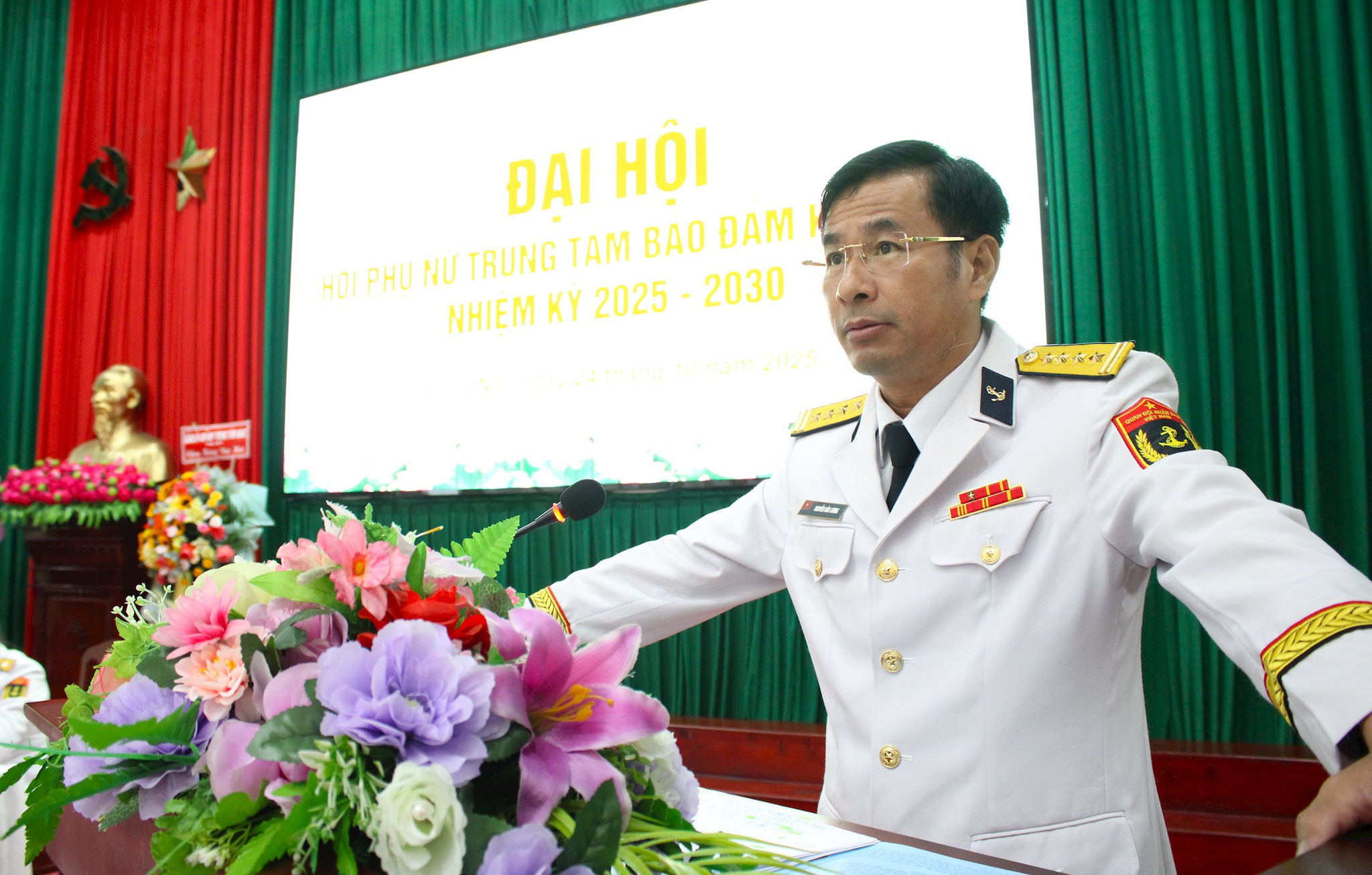 anh-2.-dai-ta-nguyen-huu-luong-bi-thu-dang-uy-chinh-uy-trung-tam-phat-bieu-chi-dao-dai-hoi.jpg