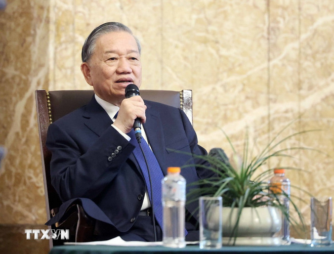 Tổng Bí thư Tô Lâm phát biểu chính sách tại Đại học Sofia. (Ảnh: Thống Nhất/TTXVN) ttxvn-tong-bi-thu-to-lam-phat-bieu-chinh-sach-tai-dai-hoc-sofia-5.jpg