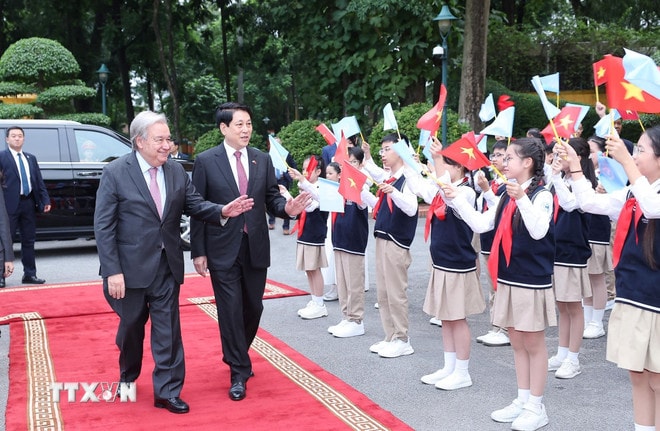 ttxvn-le-don-tong-thu-ky-lien-hop-quoc-tham-chinh-thuc-viet-nam-24-6.jpg