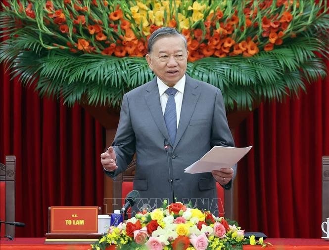 vnapotaltongbithutiepdaibieuduhoithaoquoctevietnamhoclanthu7stand-1761452514234984093250.jpg
