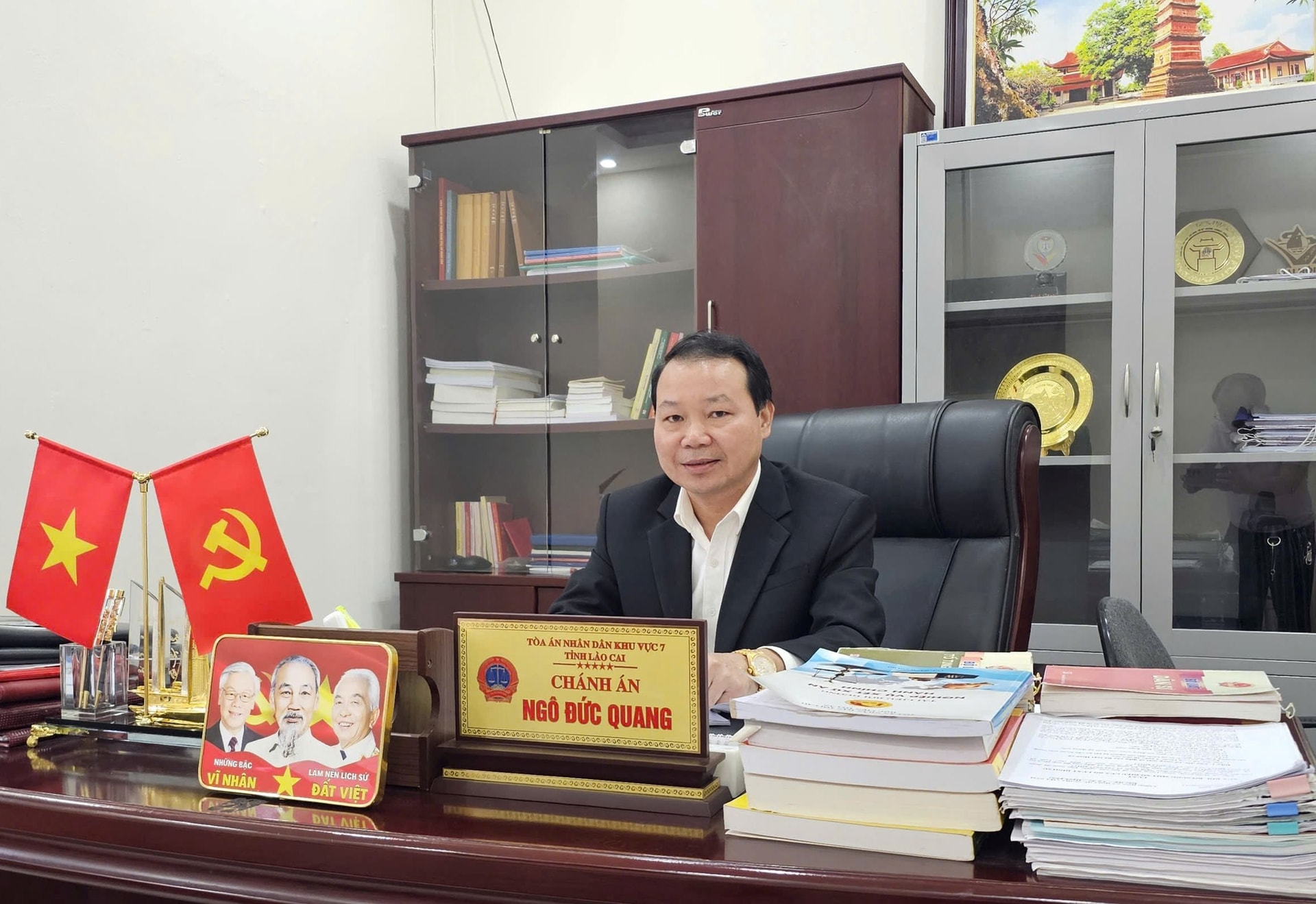 chan-an-quang.jpg