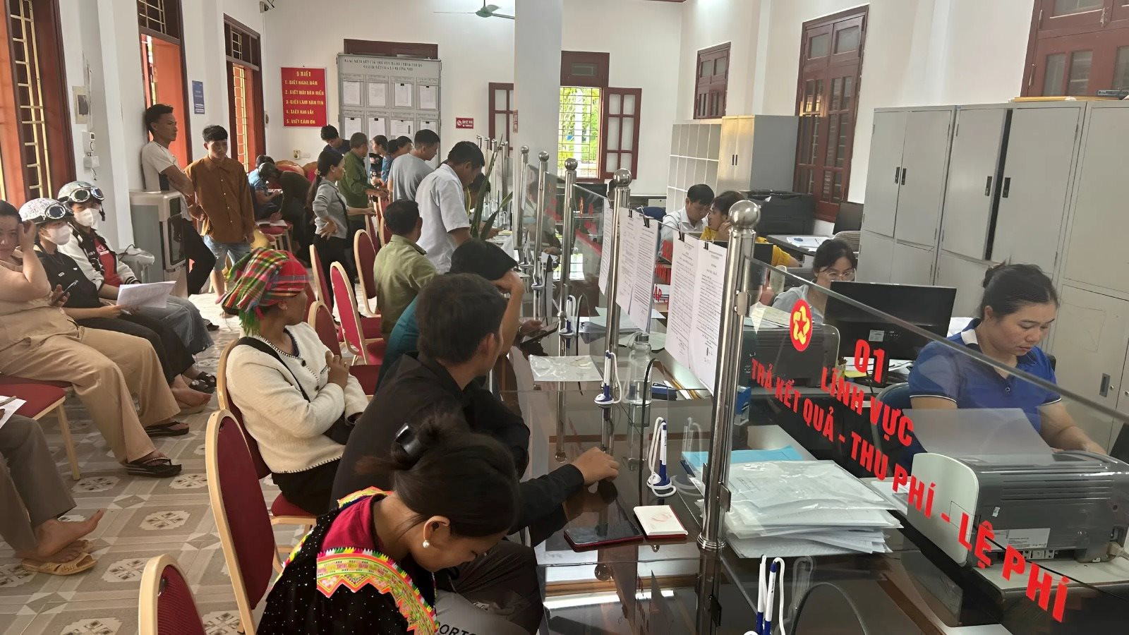 xoa-doi-giam-ngheo1.jpeg