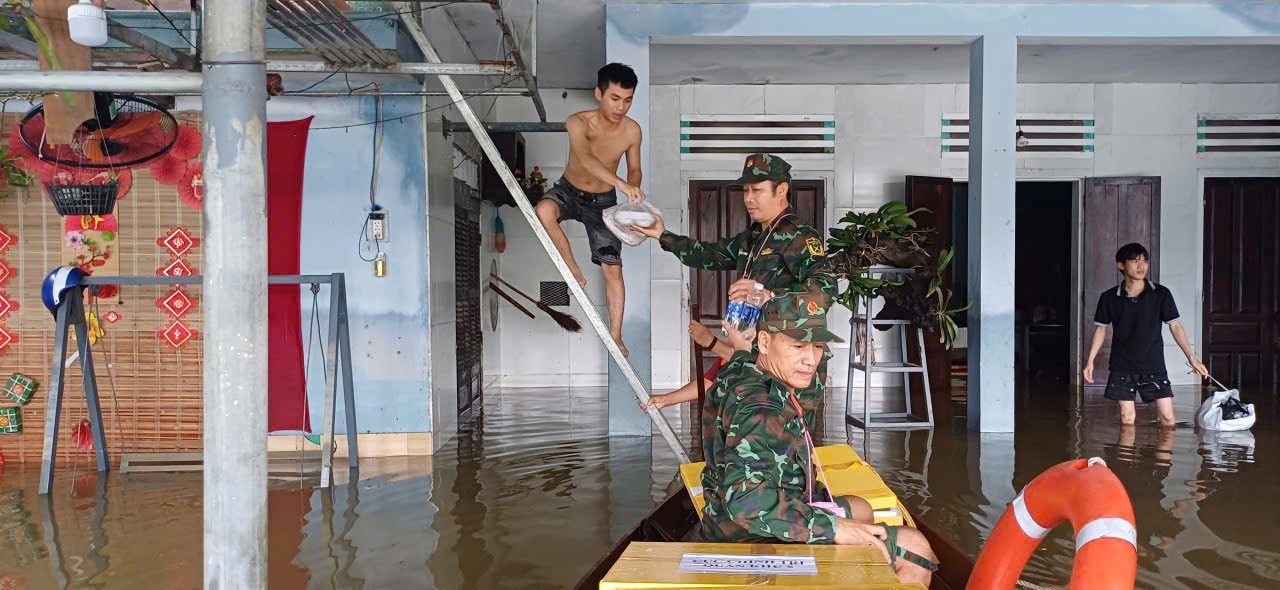 30-10-ubtp-khac-phuc12.jpg