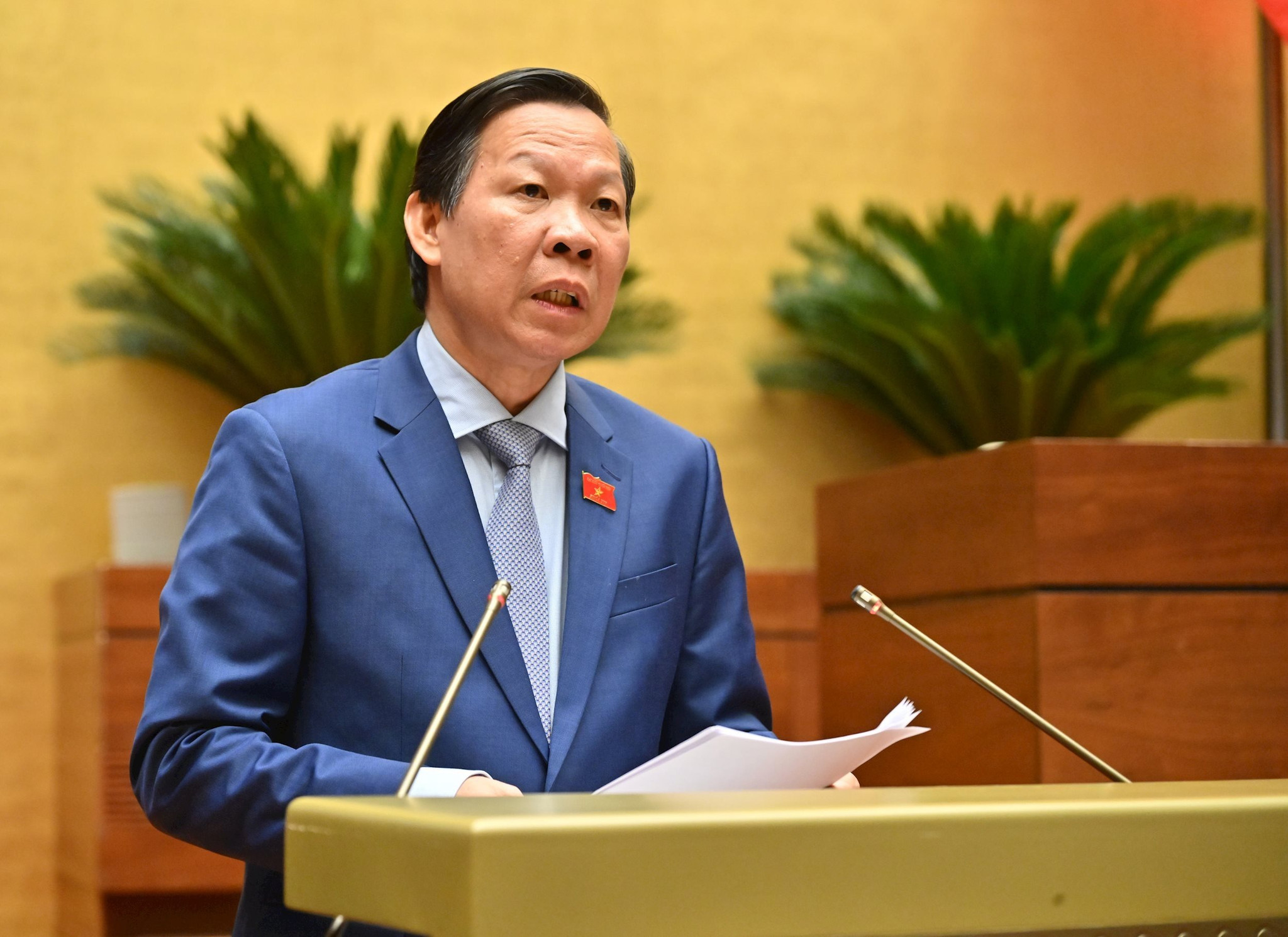 phan-van-mai-03-11.jpg
