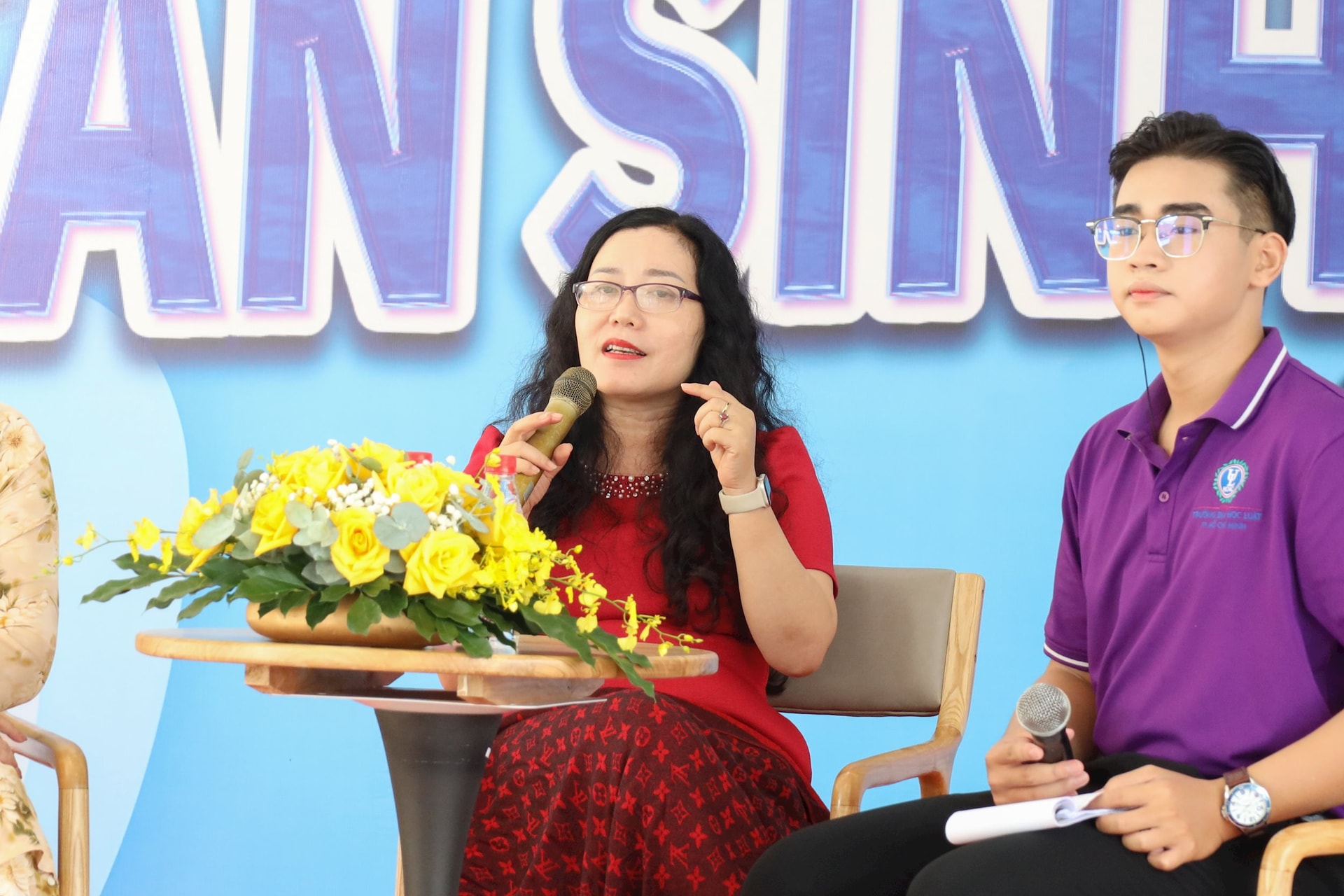 ts.gvc.-nguyen-thi-anh-hong-truong-bo-mon-luat-hinh-su-mong-muon-cac-ban-sinh-vien-can-trang-bi-cac-kien-thuc-hieu-biet-de-doi-mat-voi-cac-doi-tuong-lua-dao-dang-dien-bien-phuc-tap-nhu-hien-nay.jpg