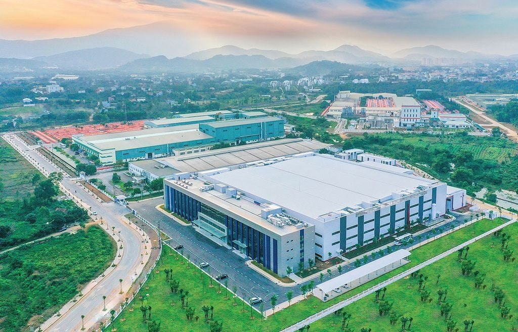 khu-cong-nghe-cao-lang-hoa-lac.jpg