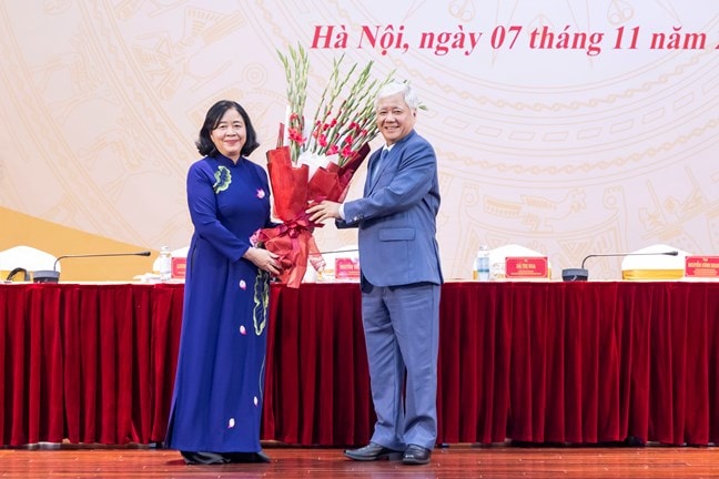Hiệp thương cử bài Bùi Thị Minh Hoài giữ chức Chủ tịch Ủy ban Trung ương MTTQ Việt Nam khóa X- Ảnh 5.