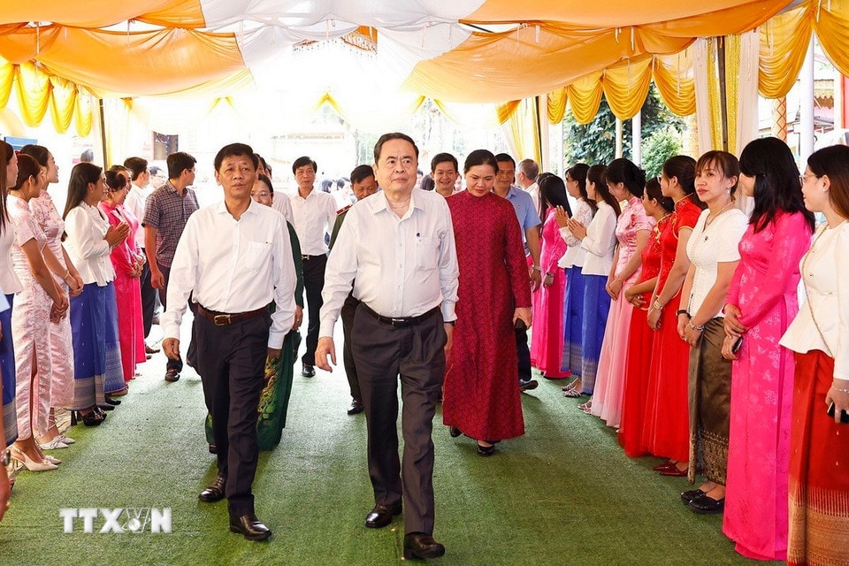 Chủ tịch Quốc hội Trần Thanh Mẫn dự ngày hội. (Ảnh: Doãn Tấn/TTXVN)