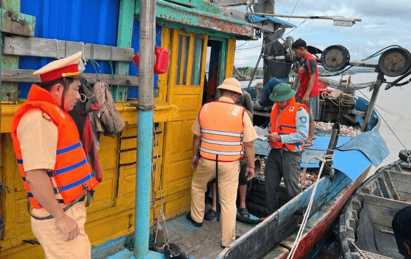 lam-dong-iuu-1.png