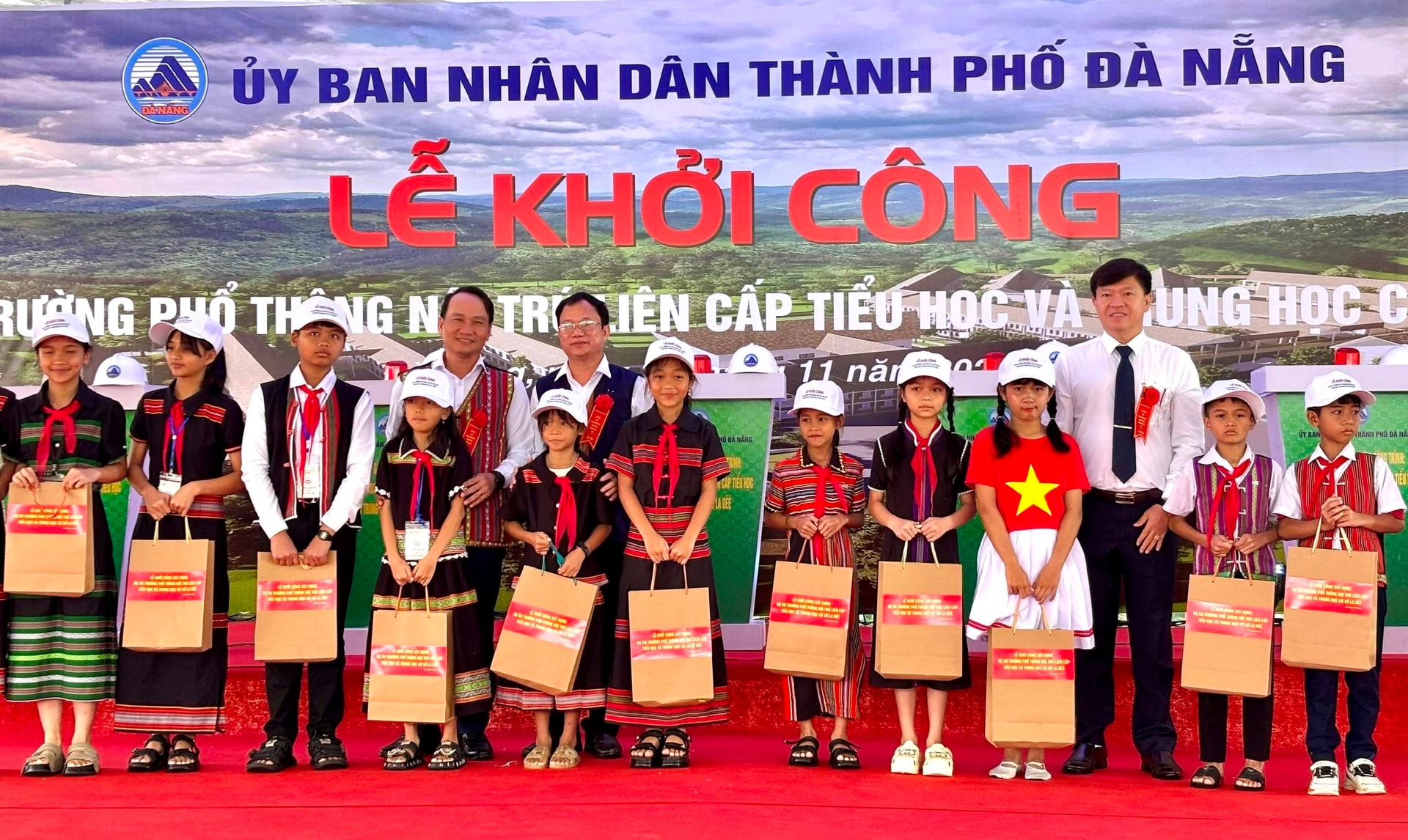 16-11-khoi-cong17.jpg