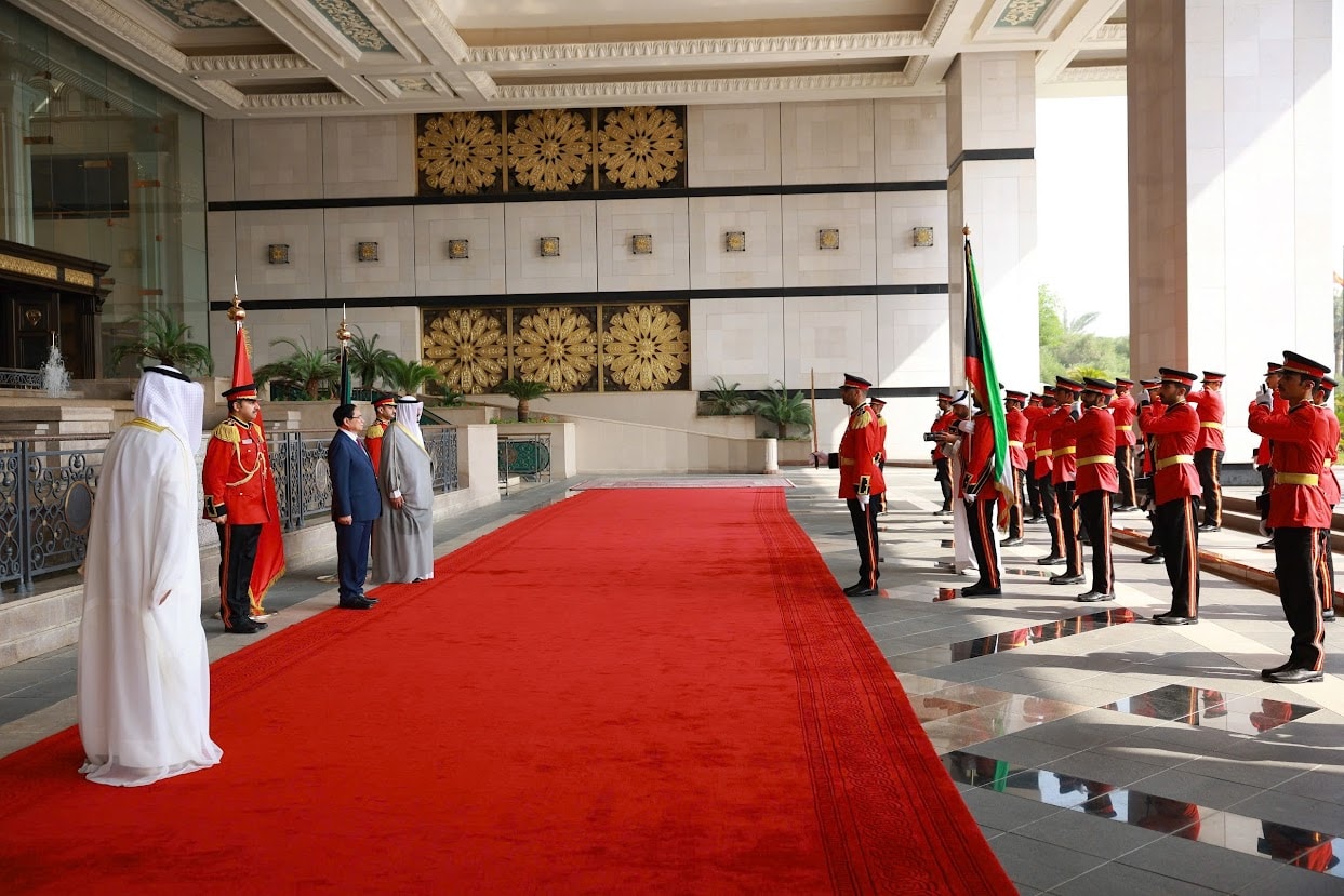 Thủ tướng Kuwait chủ trì lễ đón chính thức Thủ tướng Phạm Minh Chính- Ảnh 2.