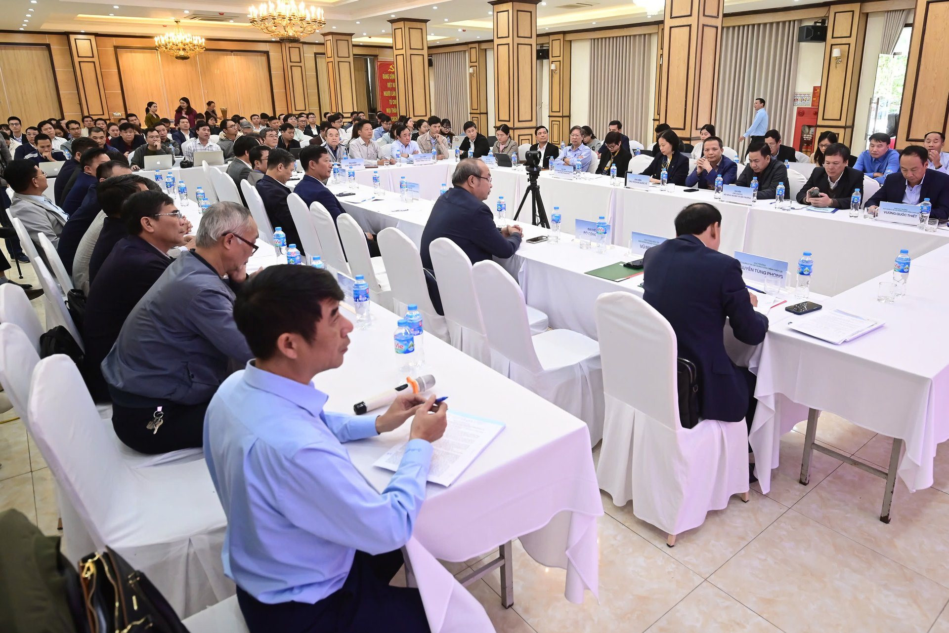 dien-dan-chuyen-doi-so-ung-dung-cong-nghe-trong-van-hanh-bao-dam-an-toan-ho-dap-.jpg