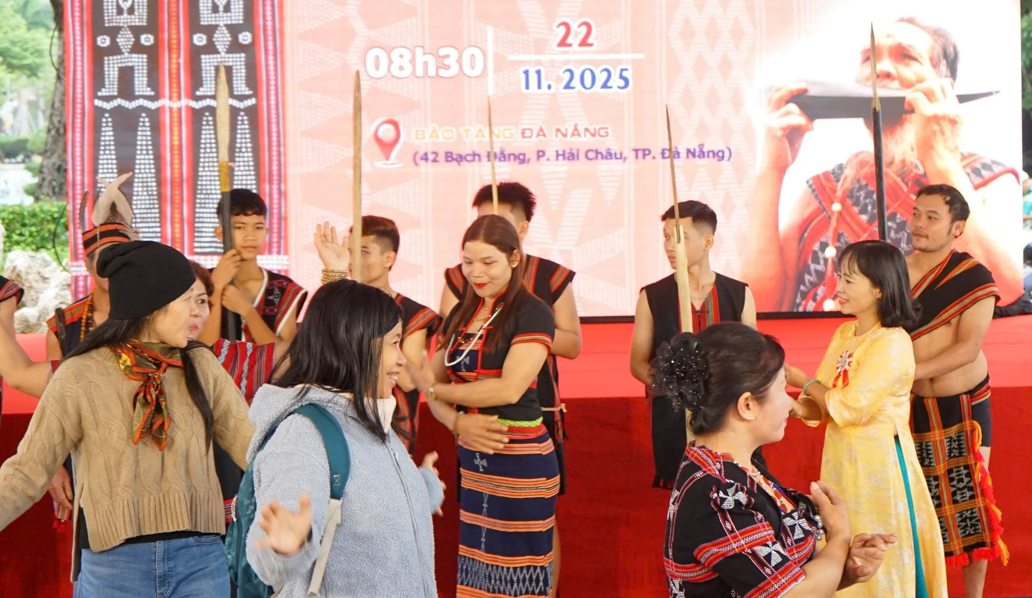 22-11-ngay-hoi-di-san-vh15.jpg