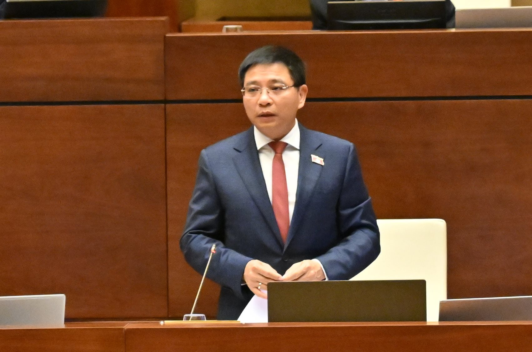 bo-truong-bo-tai-chinh-nguyen-van-thang-giai-trinh-lam-ro-mot-so-van-de-dbqh-neuvqk_8449.jpg