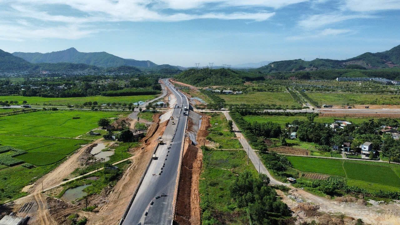 27-11-thanh-lap-8-to.jpg