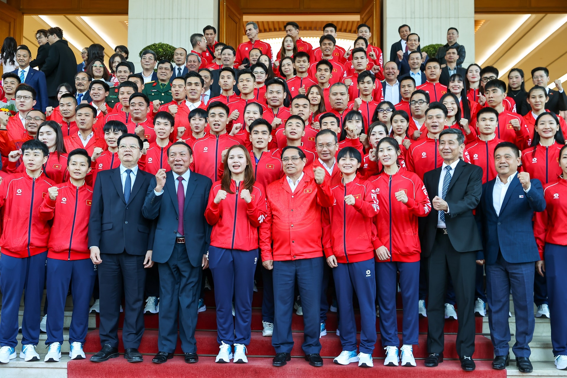 Thủ tướng: Đoàn Việt Nam dự SEA Games 33 với tinh thần thể thao cao thượng và niềm tự hào dân tộc- Ảnh 7. Thủ tướng: Đoàn Việt Nam dự SEA Games 33 với tinh thần thể thao cao thượng và niềm tự hào dân tộc- Ảnh 7.