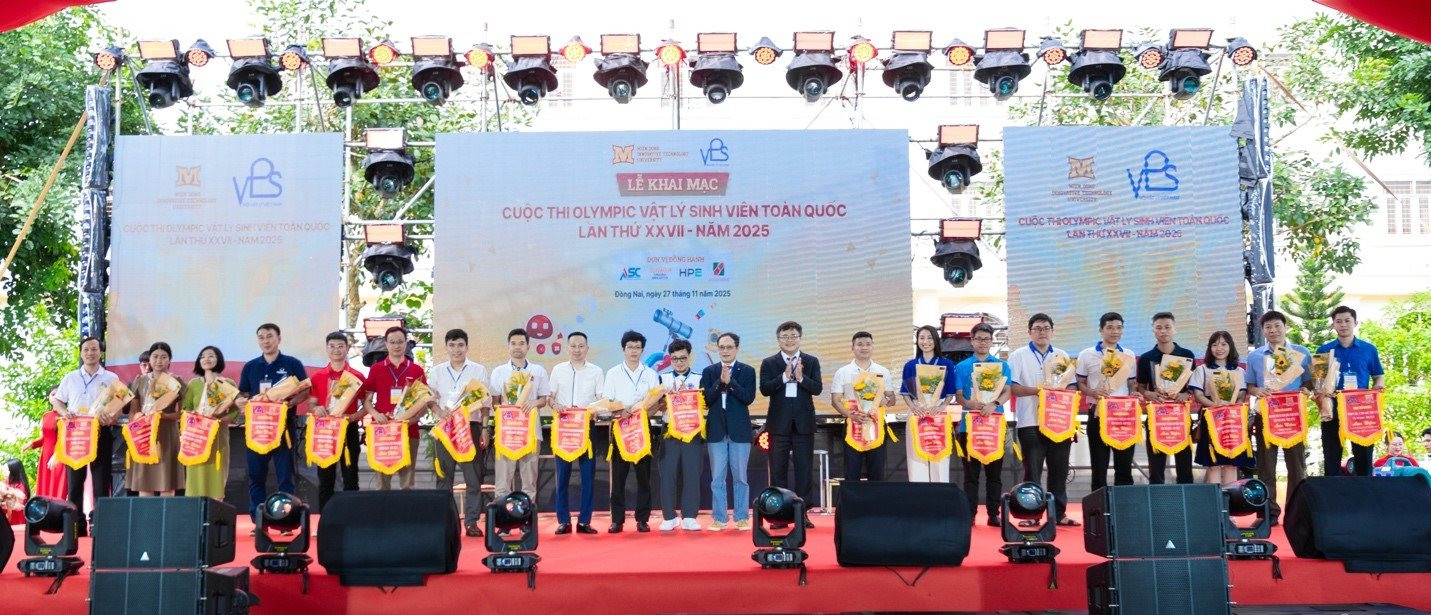 dai-hoc-cong-nghe-mien-dong-55.jpg