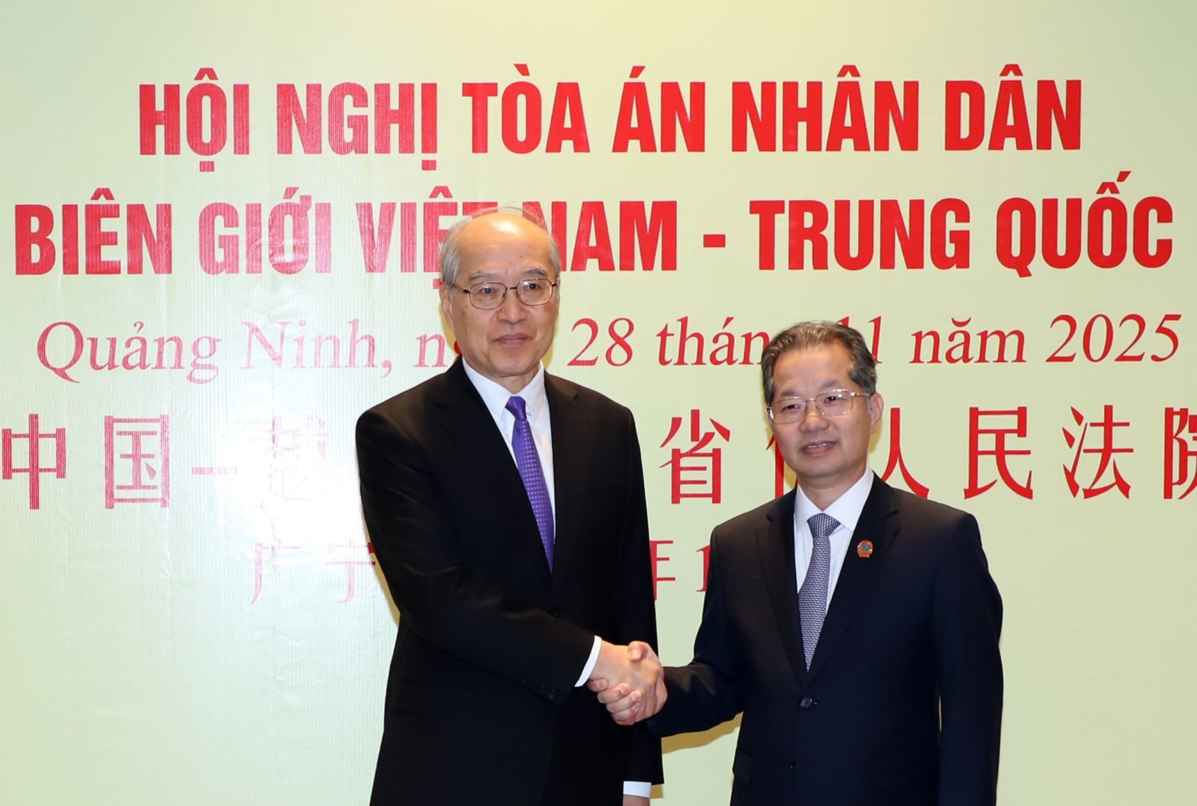 vn-tr-toa-an-bien-gioi-3-.jpg