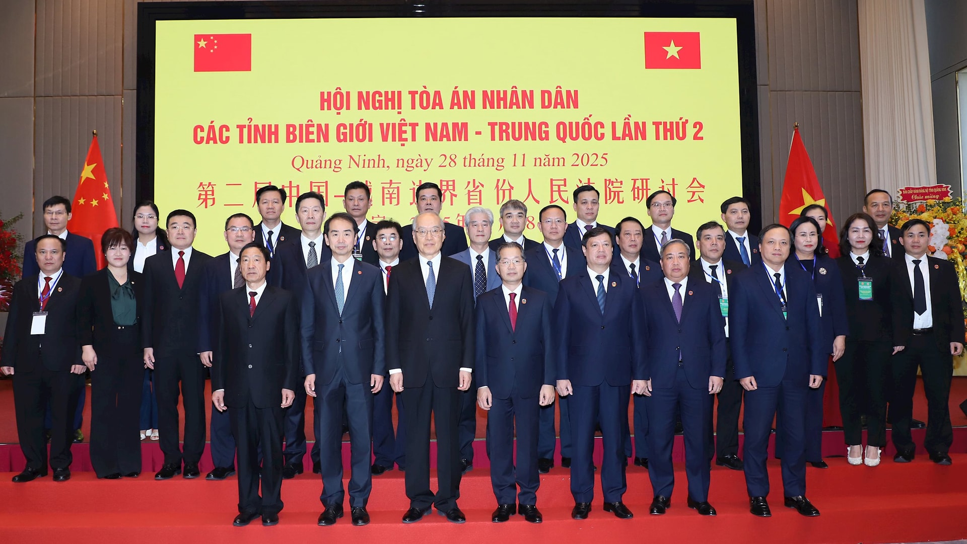 vn-tr-toa-an-bien-gioi-20-.jpg