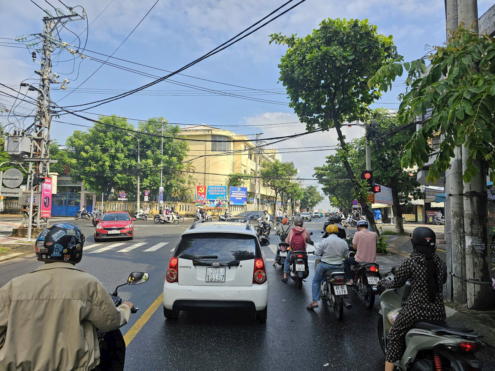 3-12-giaothong10.jpg
