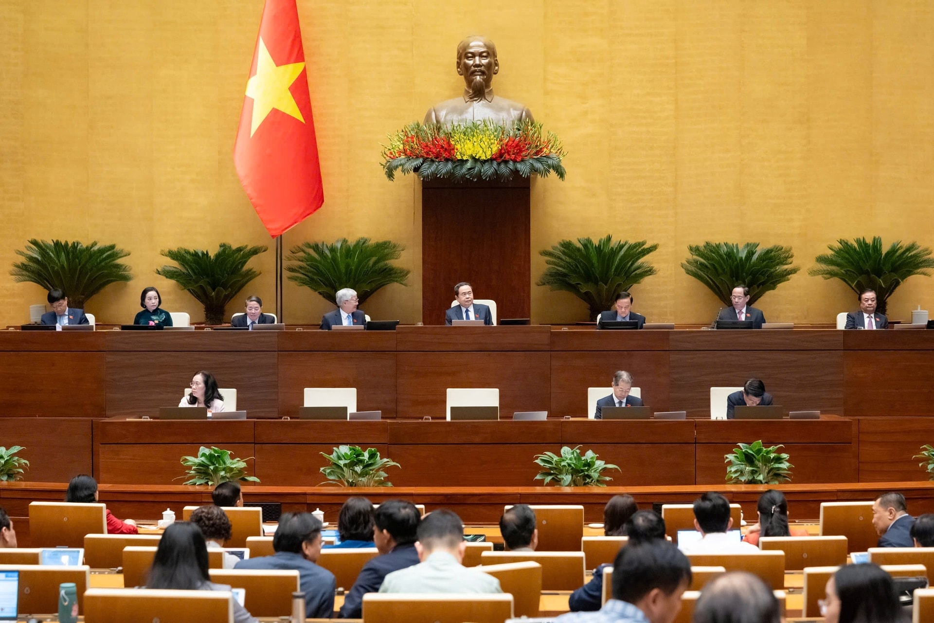 quoc-hoi.jpg