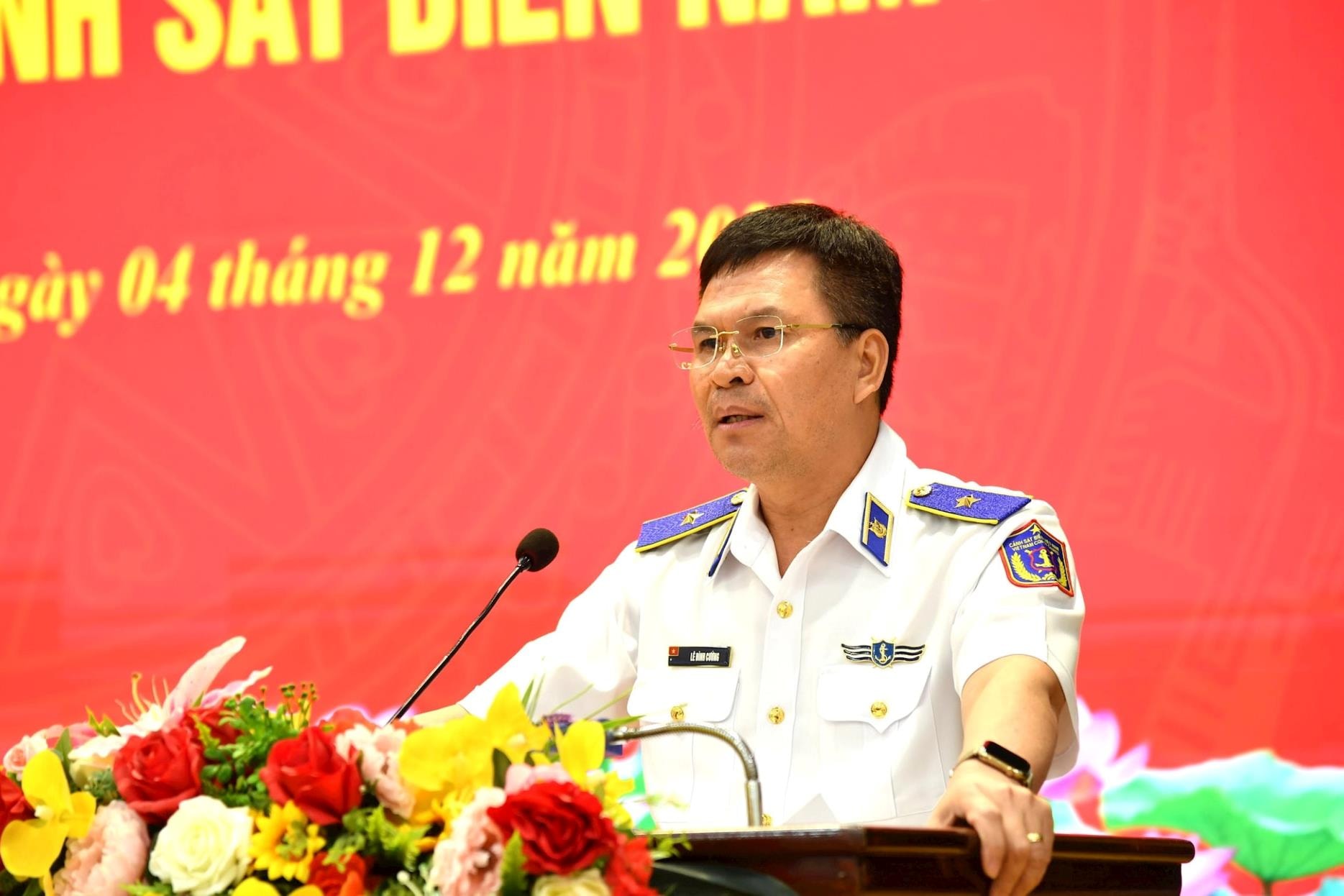 thieu-tuong-le-dinh-cuong-tu-lenh-canh-sat-bien-viet-nam-phat-bieu-chi-dao-tai-hoi-nghi(1).jpg