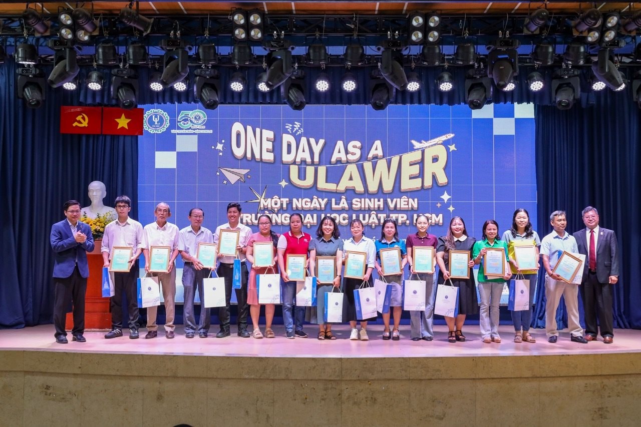 su-kien-quy-tu-cac-don-vi-tuyen-dung-uy-tin-tu-co-quan-nha-nuoc-den-cac-cong-ty-luat-va-cac-doanh-nghiep-da-nganh-lon.jpeg
