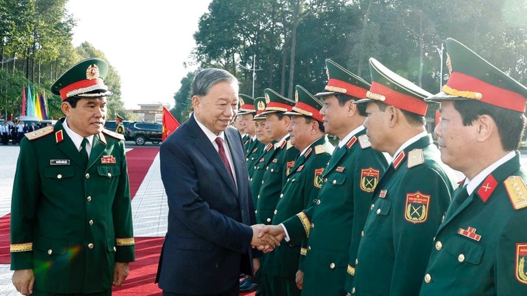 vna-potal-tong-bi-thu-du-le-ky-niem-80-nam-ngay-truyen-thong-quan-khu-9-8456643.jpg