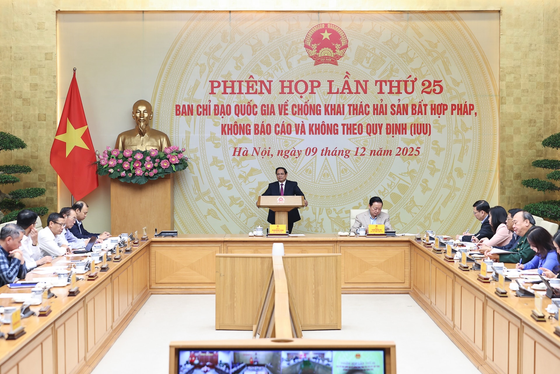 Thủ tướng: Phải thực hiện mục tiêu kép chống khai thác IUU và phát triển nghề cá bền vững- Ảnh 1.