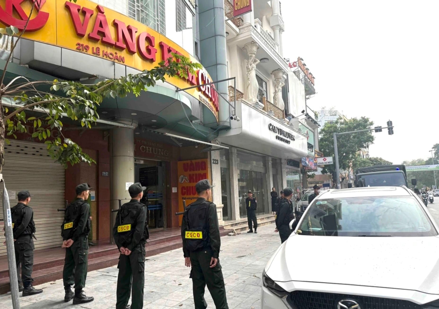 Bắt vợ chồng công ty vàng bạc Kim Chung