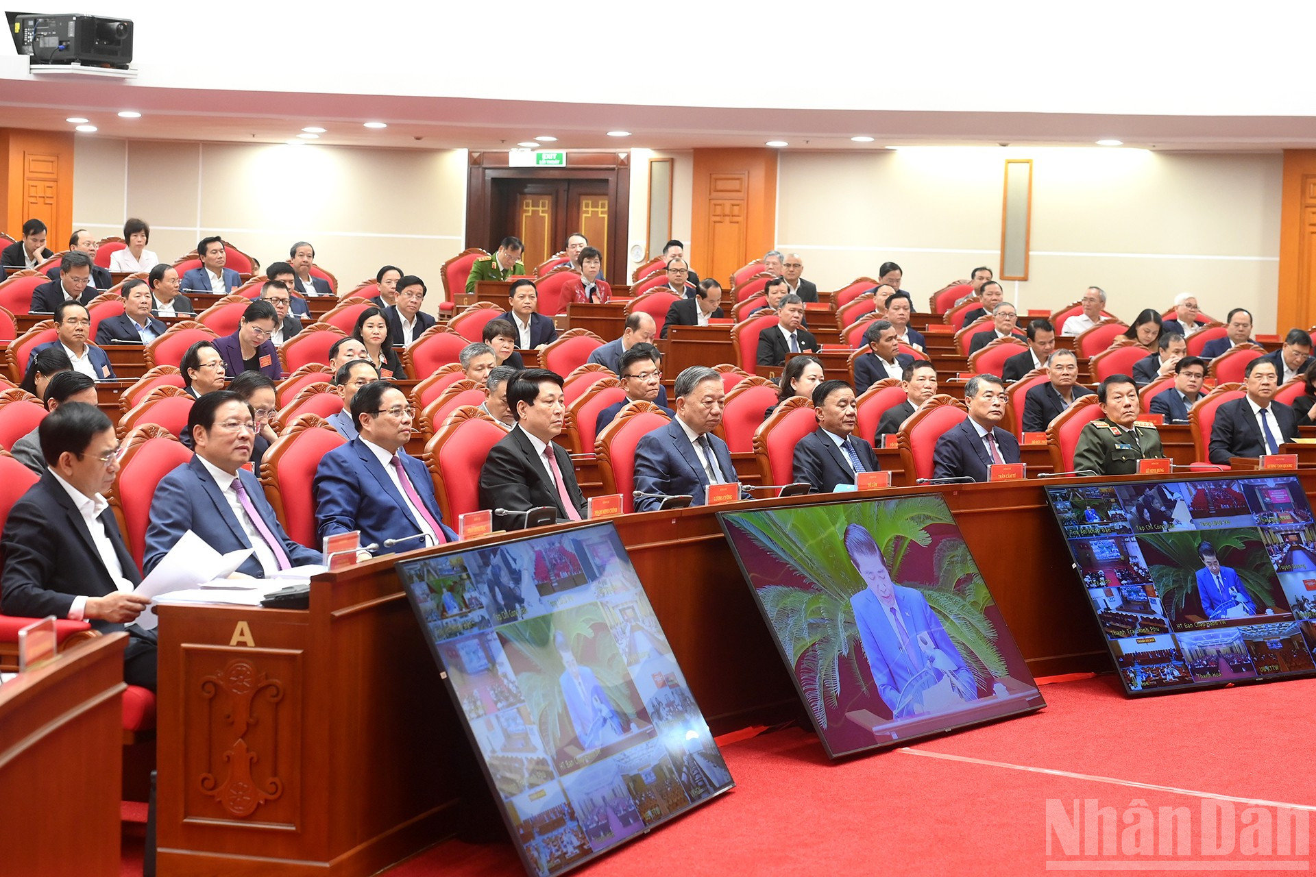 ndo_br_a1-bnd-1173.jpg