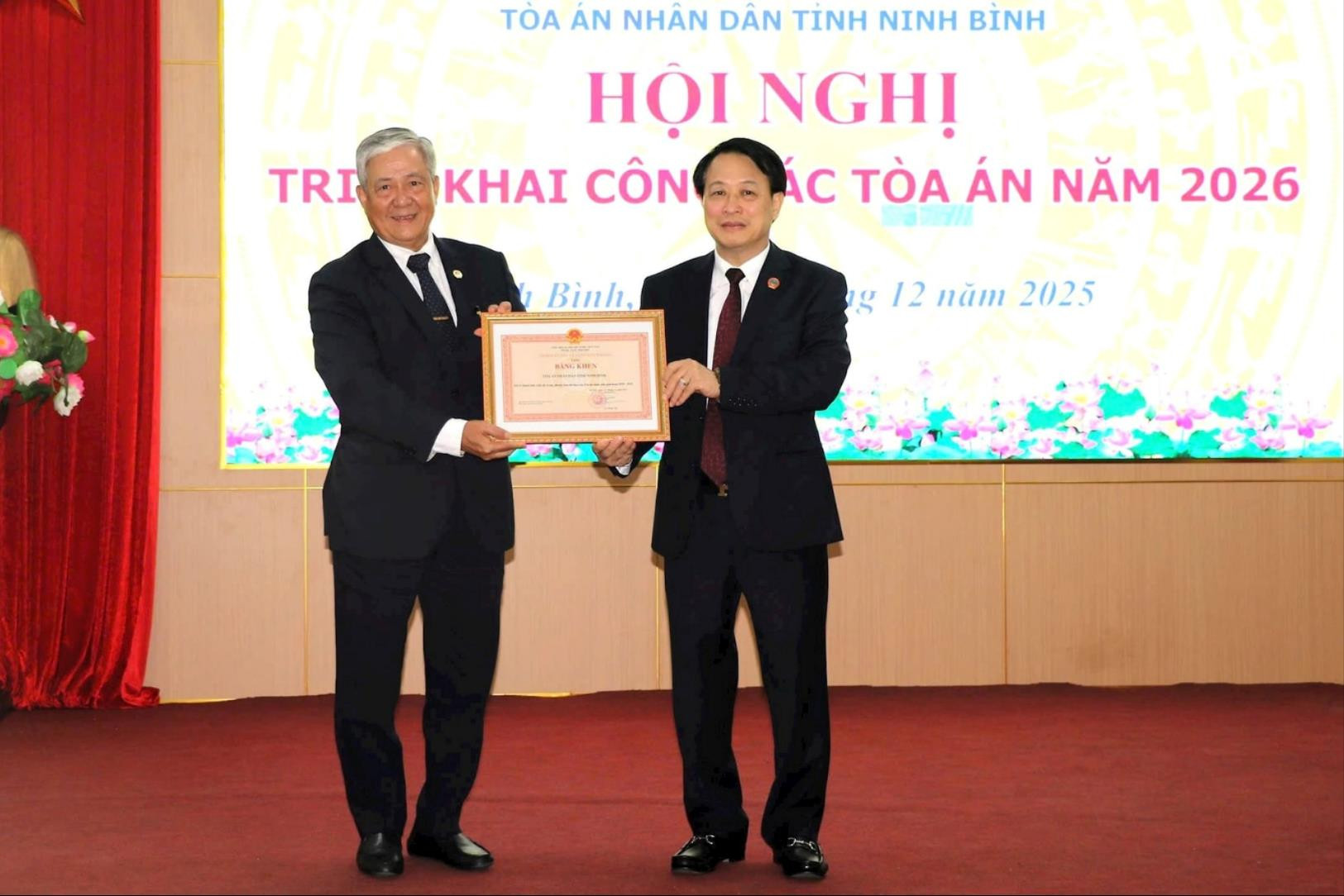 hoi_nghi16(2).jpg