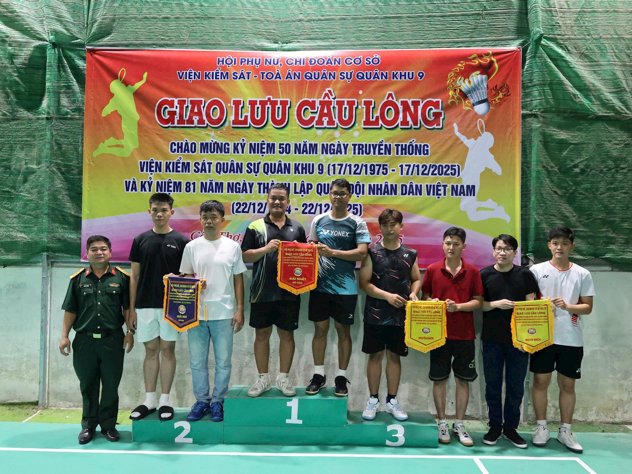 z7319611805449_889759c181b88172a49caed8217dbe2a.jpg