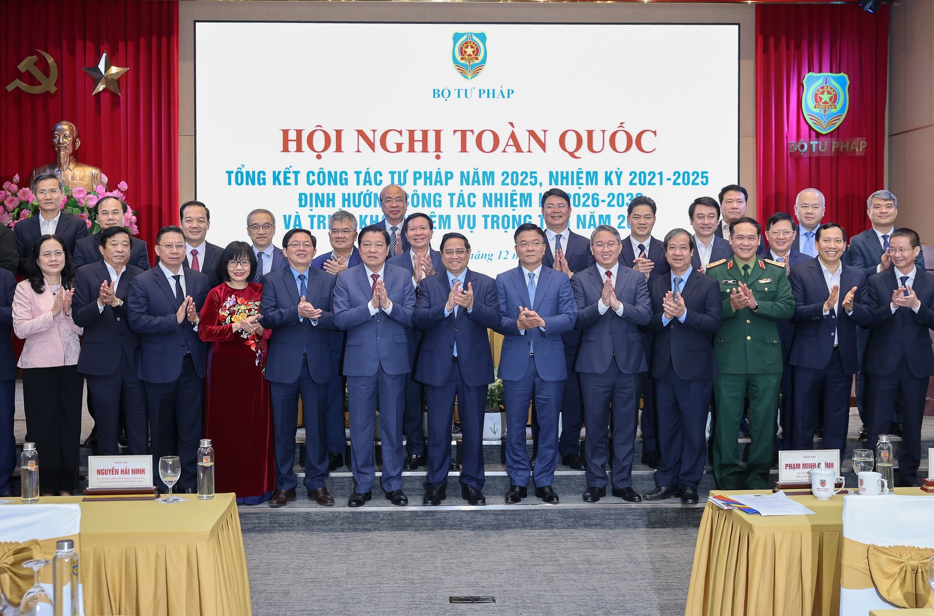 Thủ tướng: Chuyển từ 