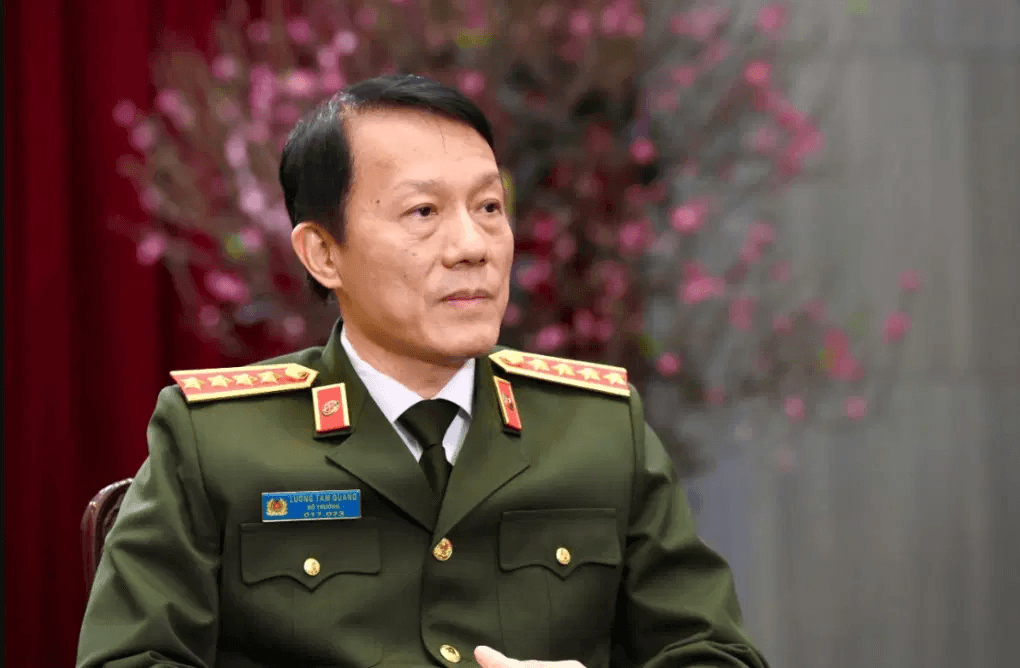 Công an nhân dân 'Kỷ luật nhất - Trung thành nhất - Gần dân nhất', góp phần thực hiện thắng lợi các mục tiêu chiến lược của Đảng- Ảnh 1. Công an nhân dân 'Kỷ luật nhất - Trung thành nhất - Gần dân nhất', góp phần thực hiện thắng lợi các mục tiêu chiến lược của Đảng- Ảnh 1.