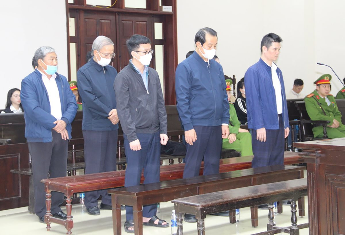 cac-bi-cao-nghe-luan-toi.jpg