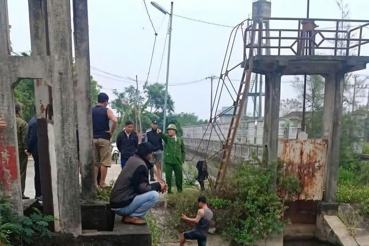 Một nữ sinh lớp 8 bị đâm tử vong